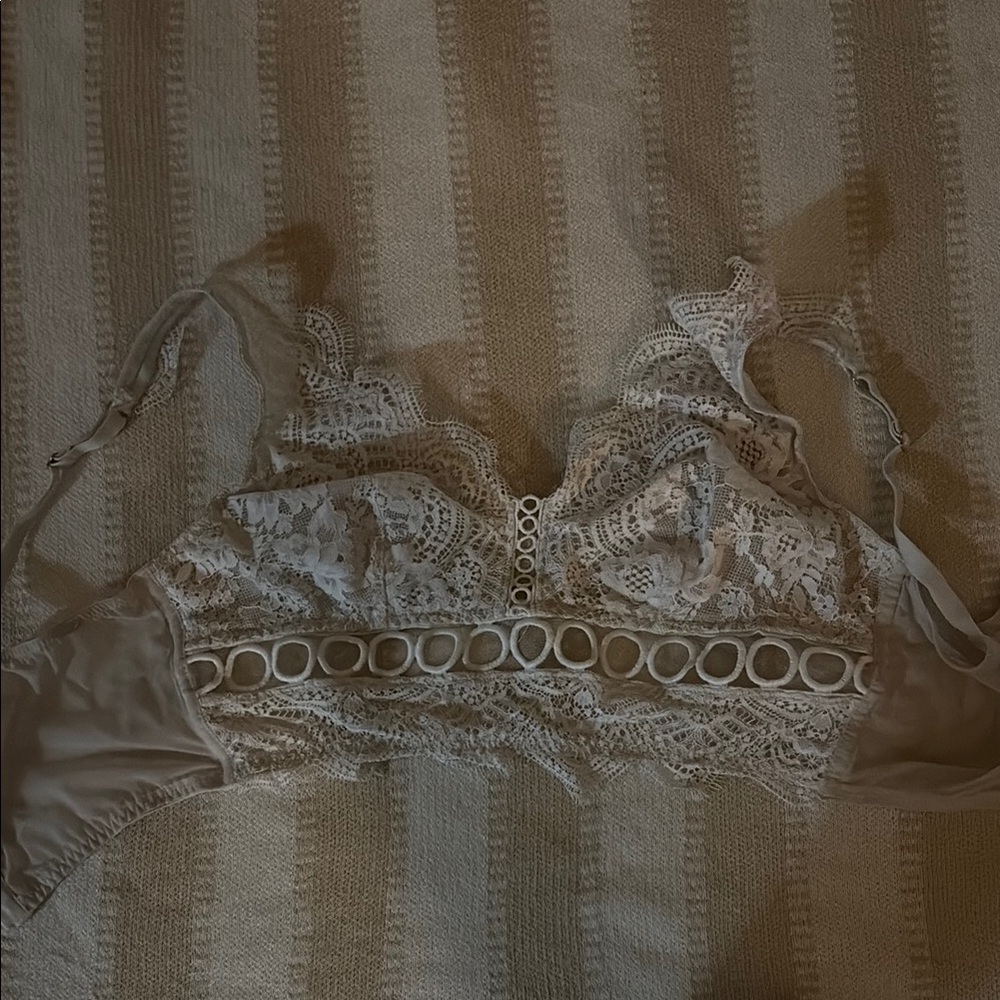 Victoria's Secret Cream Lace Bra Intimates